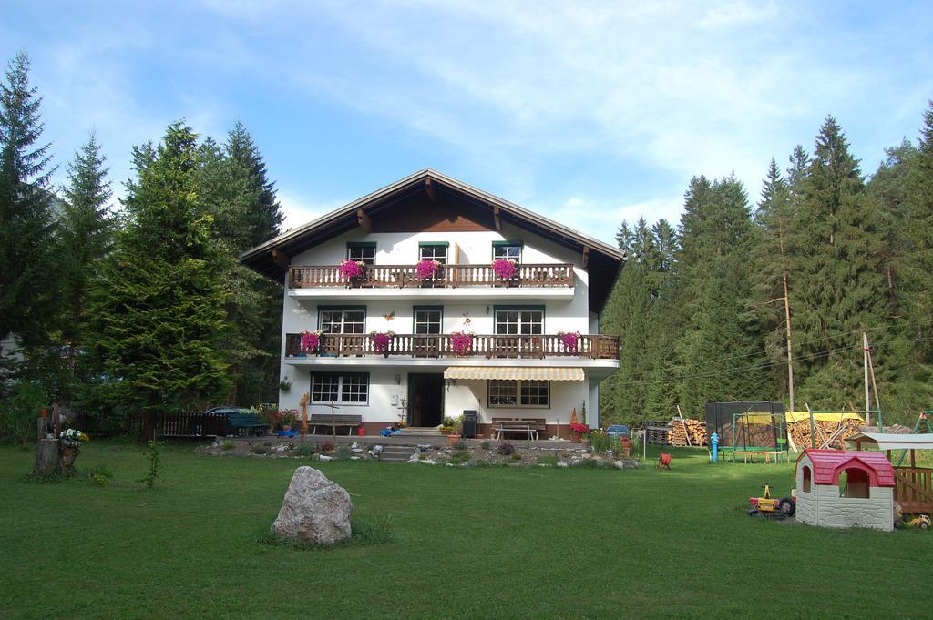 Haus Waldrast Apartment Елбигеналп Екстериор снимка